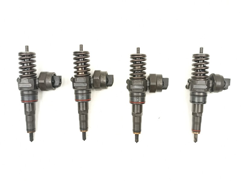 Recambio de inyectores juego para audi a4 b5 (8d2) 1.9 tdi referencia OEM IAM 038130073F 0414720007 