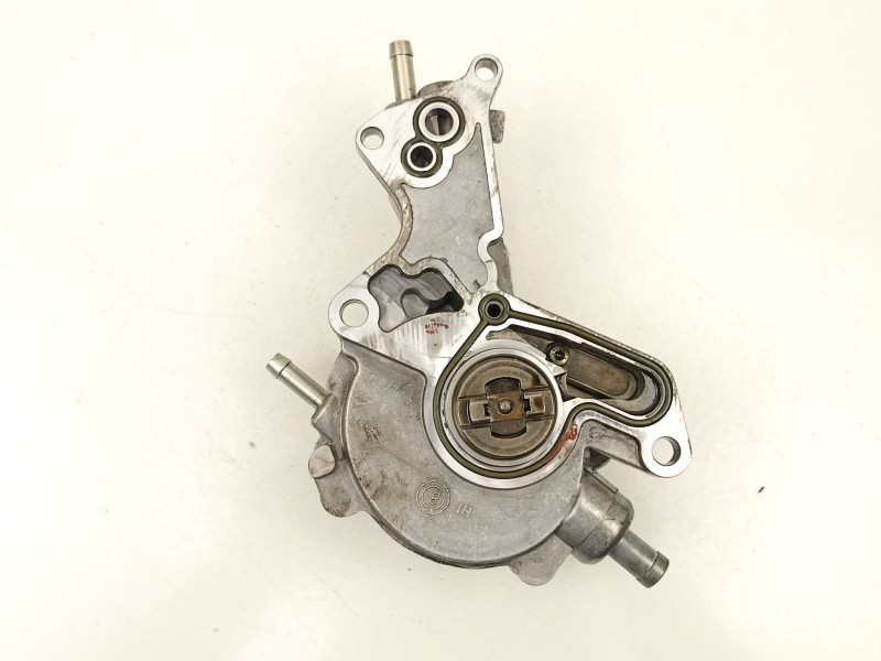 Recambio de depresor freno para audi a4 b5 (8d2) 1.9 tdi referencia OEM IAM 038145209A  