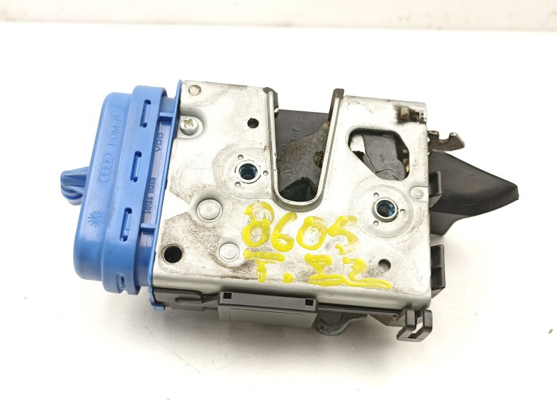Recambio de cerradura puerta trasera izquierda para audi a4 b5 (8d2) 1.9 tdi referencia OEM IAM 8D0839015A  