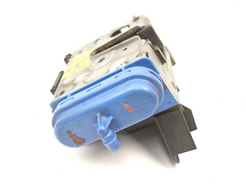 Recambio de cerradura puerta trasera derecha para audi a4 b5 (8d2) 1.9 tdi referencia OEM IAM 8D0839016A  