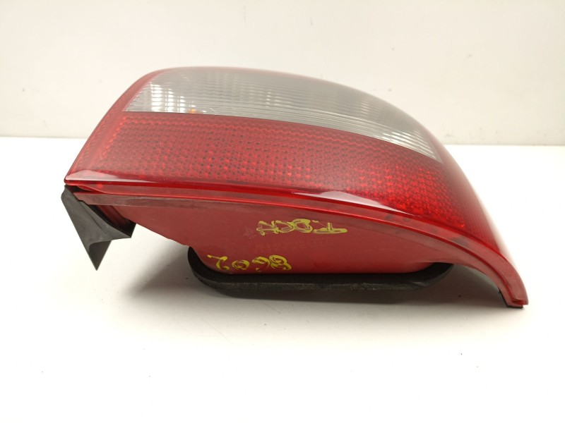 Recambio de piloto trasero derecho para audi a3 (8l1) 1.9 tdi referencia OEM IAM 8L0945096B  