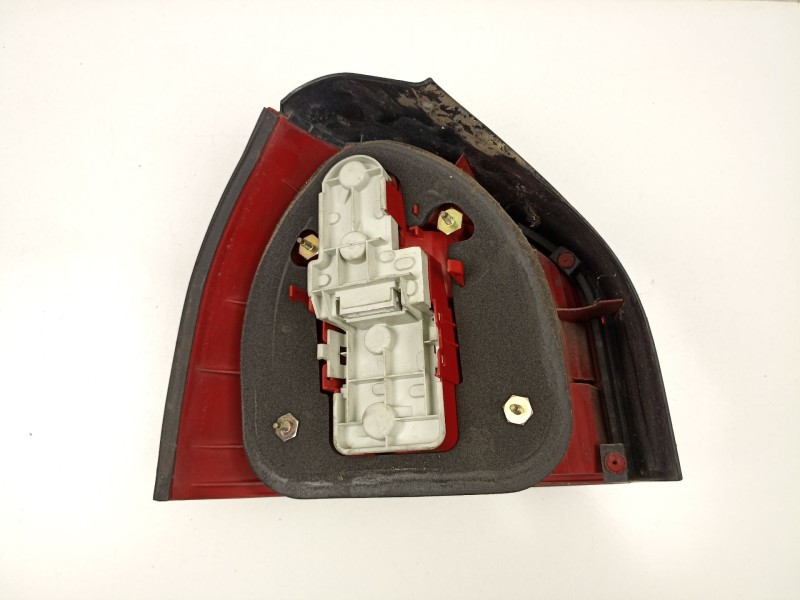 Recambio de piloto trasero derecho para audi a3 (8l1) 1.9 tdi referencia OEM IAM 8L0945096B  