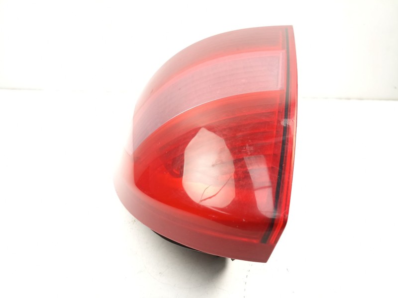 Recambio de piloto trasero derecho para citroën c5 1.6 hdi referencia OEM IAM 6351V3  