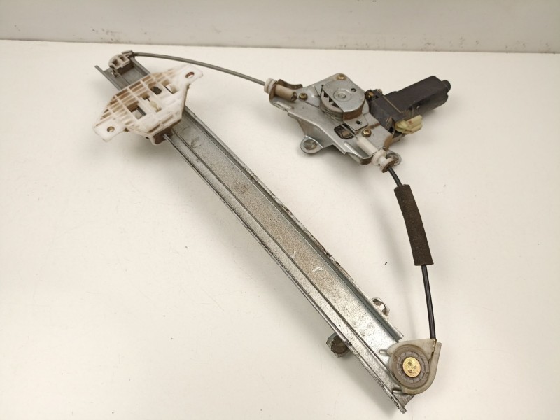 Recambio de elevalunas trasero izquierdo para hyundai accent 1.3 g referencia OEM IAM 8340325010  