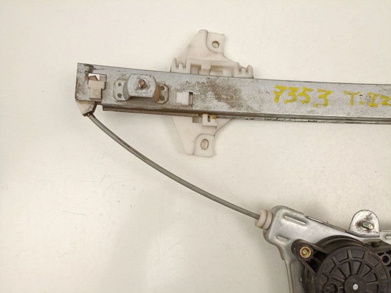 Recambio de elevalunas trasero izquierdo para hyundai accent 1.3 g referencia OEM IAM 8340325010  