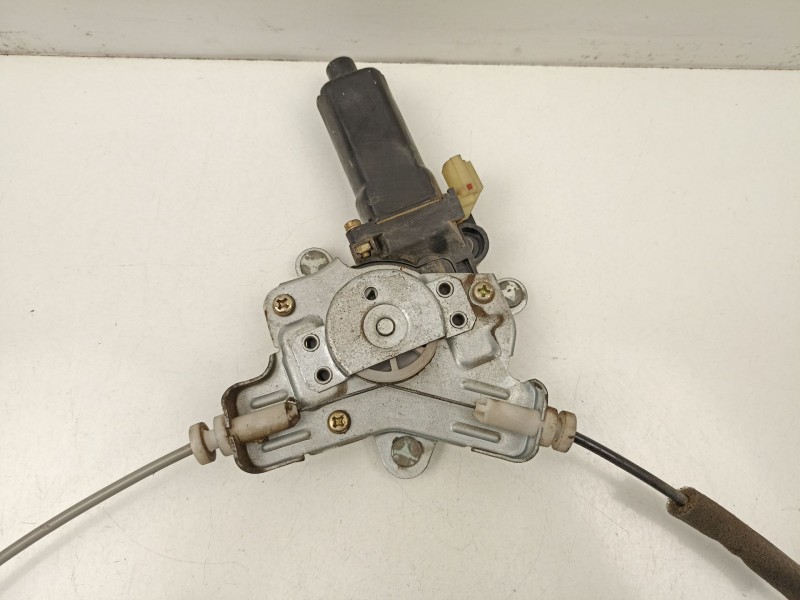 Recambio de elevalunas delantero izquierdo para hyundai accent 1.3 g referencia OEM IAM 8240325010  