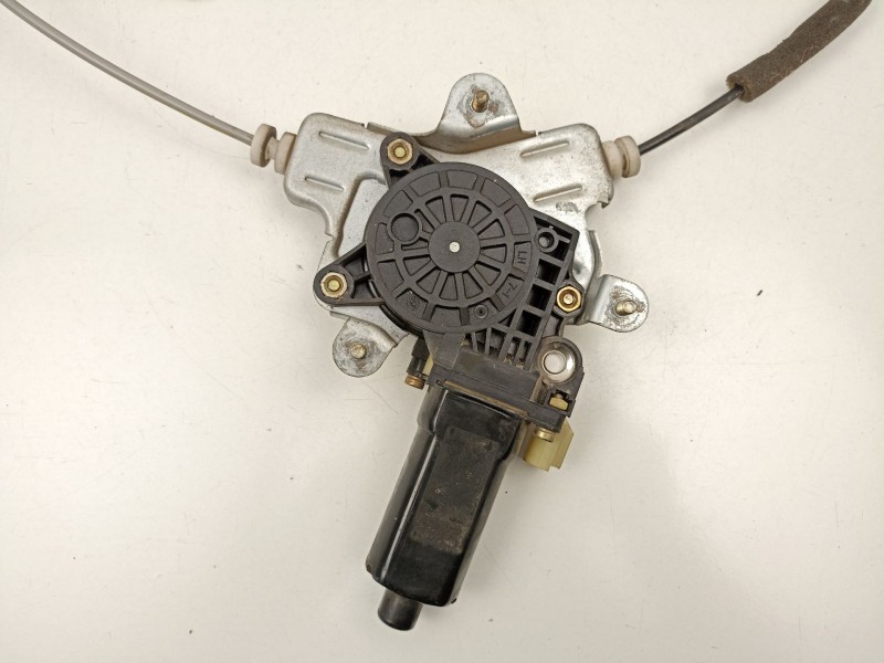 Recambio de elevalunas delantero izquierdo para hyundai accent 1.3 g referencia OEM IAM 8240325010  