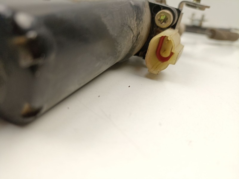 Recambio de elevalunas delantero izquierdo para hyundai accent 1.3 g referencia OEM IAM 8240325010  