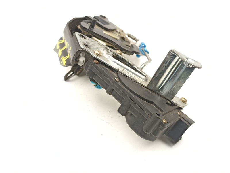 Recambio de cerradura puerta trasera izquierda para hyundai accent 1.5 td referencia OEM IAM 8141025030  