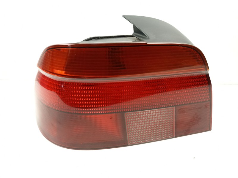 Recambio de piloto trasero izquierdo para bmw 5 (e39) 525 tds referencia OEM IAM 8358031  