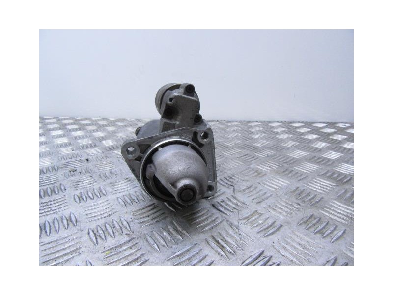 Recambio de motor arranque : ford fiesta : 1.4 g [1998] para ford fiesta 1.4 g referencia OEM IAM 0001107043  