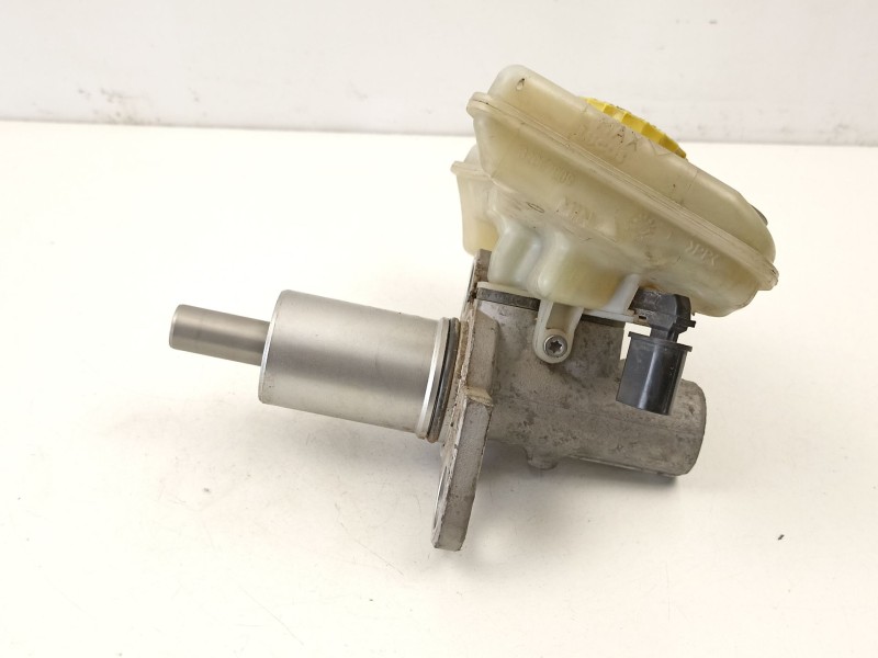 Recambio de bomba de freno para seat exeo st (3r5) 2.0 tdi referencia OEM IAM 8E0611021  