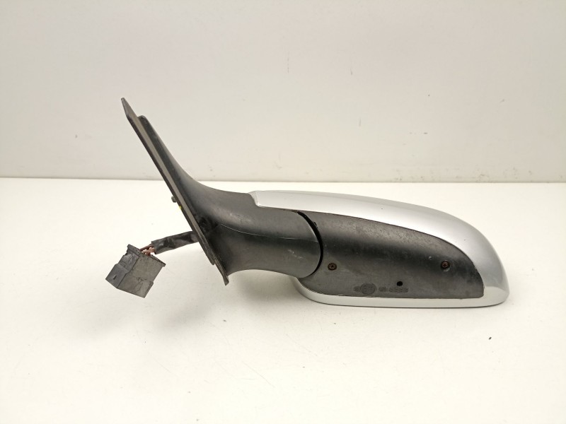 Recambio de retrovisor izquierdo para audi a3 (8l1) 1.9 tdi referencia OEM IAM 8L1858531  