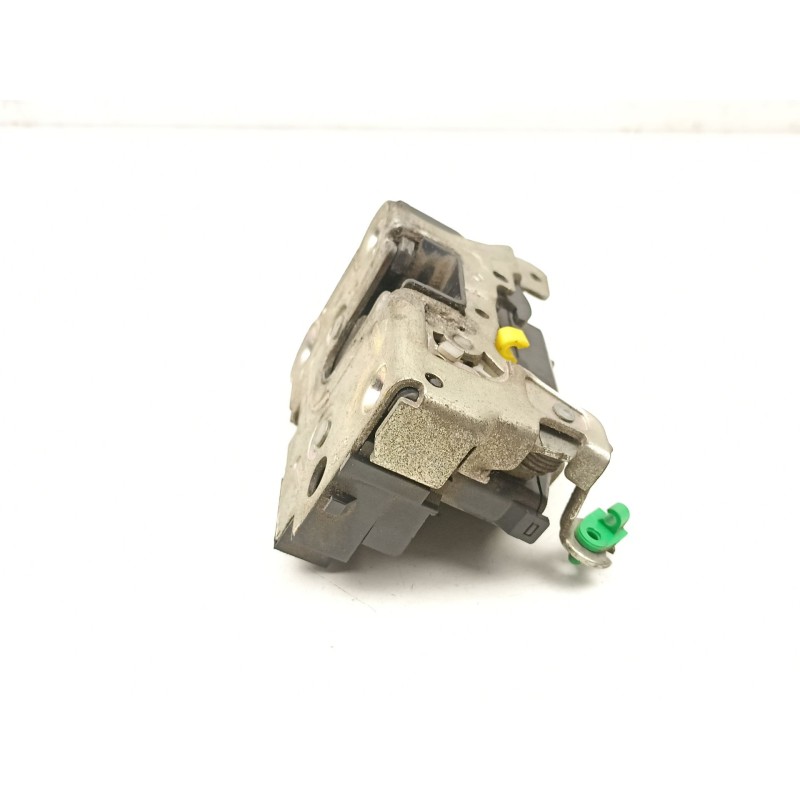 Recambio de cerradura puerta delantera derecha para renault master ii furgoneta (fd) 2.5 dci referencia OEM IAM 8200147150  