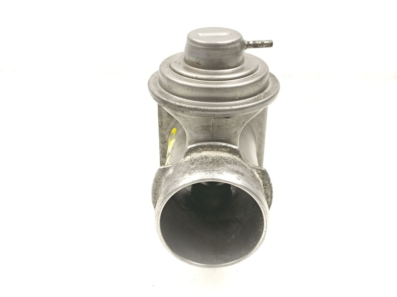 Recambio de valvula egr para bmw 5 (e39) 525 tds referencia OEM IAM 11712246145 72192010 