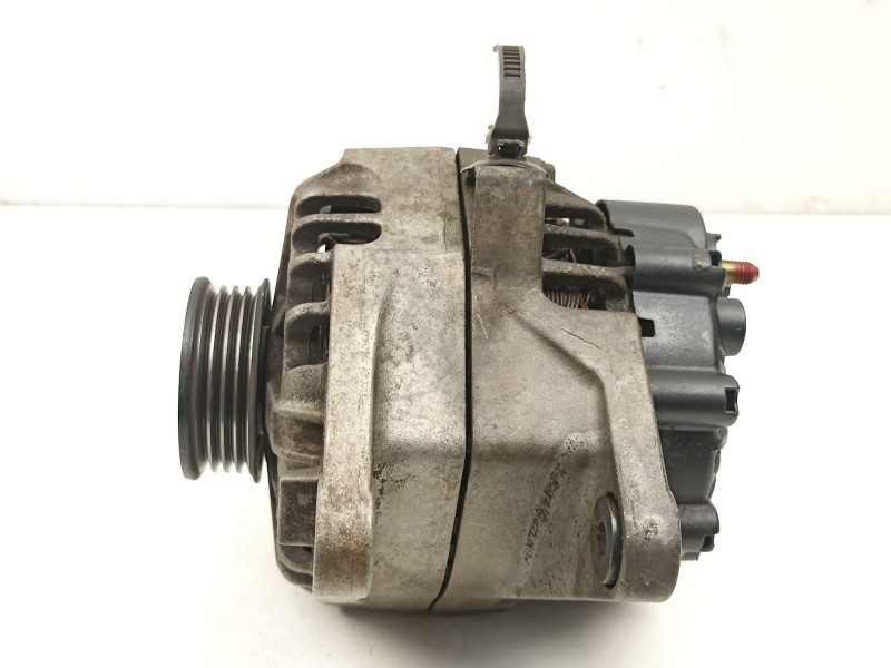 Recambio de alternador para hyundai accent 1.3 g referencia OEM IAM 3730022650 A0002655023 