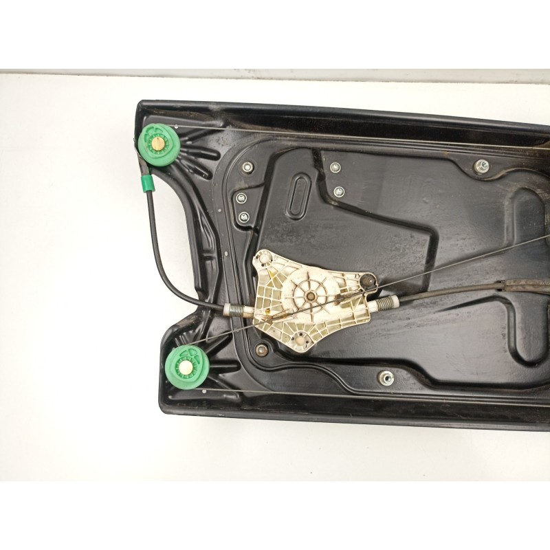 Recambio de elevalunas delantero izquierdo para land rover discovery iii (l319) 2.7 td 4x4 referencia OEM IAM CUH500110  