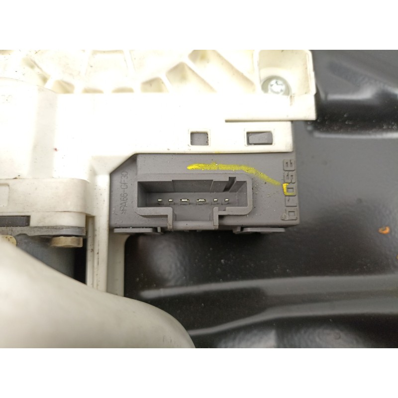 Recambio de elevalunas delantero izquierdo para land rover discovery iii (l319) 2.7 td 4x4 referencia OEM IAM CUH500110  