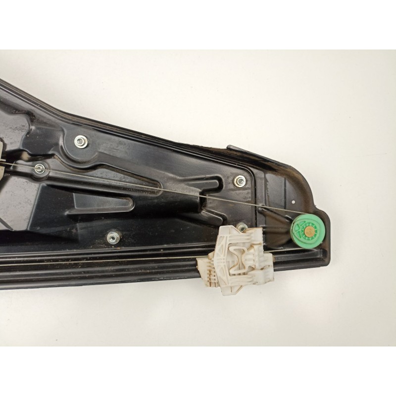 Recambio de elevalunas trasero izquierdo para land rover discovery iii (l319) 2.7 td 4x4 referencia OEM IAM CVH500030  