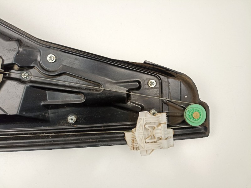 Recambio de elevalunas trasero izquierdo para land rover discovery iii (l319) 2.7 td 4x4 referencia OEM IAM CVH500030  