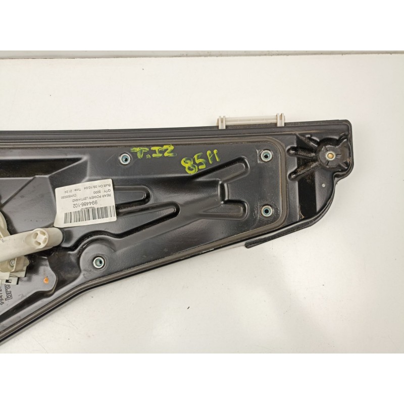 Recambio de elevalunas trasero izquierdo para land rover discovery iii (l319) 2.7 td 4x4 referencia OEM IAM CVH500030  