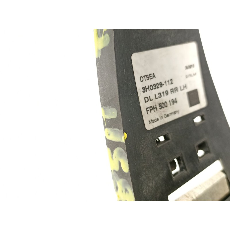 Recambio de manilla trasera izquierda para land rover discovery iii (l319) 2.7 td 4x4 referencia OEM IAM FPH500194  