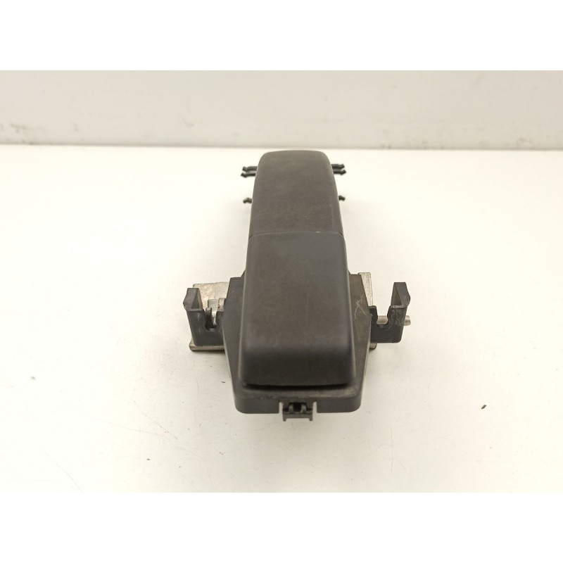 Recambio de manilla trasera derecha para land rover discovery iii (l319) 2.7 td 4x4 referencia OEM IAM FPH500184  