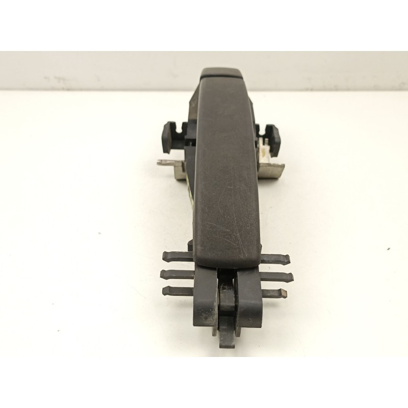 Recambio de manilla trasera derecha para land rover discovery iii (l319) 2.7 td 4x4 referencia OEM IAM FPH500184  