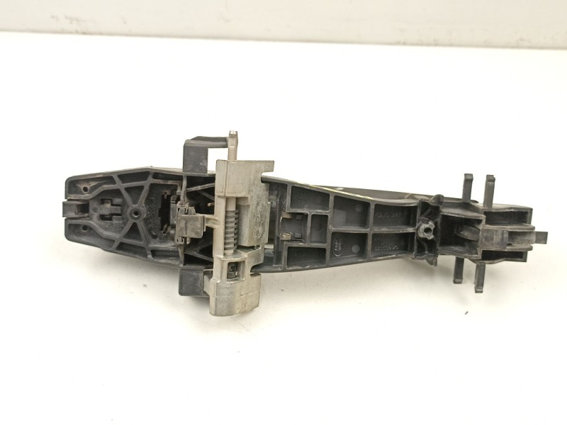 Recambio de manilla trasera derecha para land rover discovery iii (l319) 2.7 td 4x4 referencia OEM IAM FPH500184  