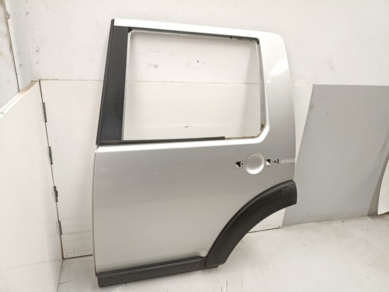 Recambio de puerta trasera izquierda para land rover discovery iii (l319) 2.7 td 4x4 referencia OEM IAM BFA780110  