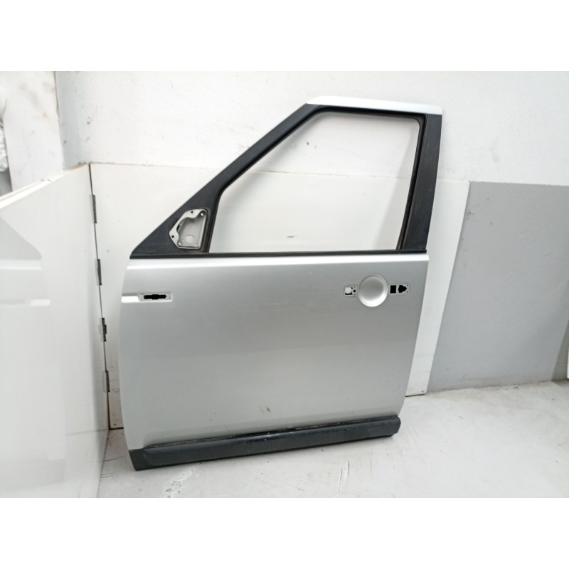 Recambio de puerta delantera izquierda para land rover discovery iii (l319) 2.7 td 4x4 referencia OEM IAM BDA780110  