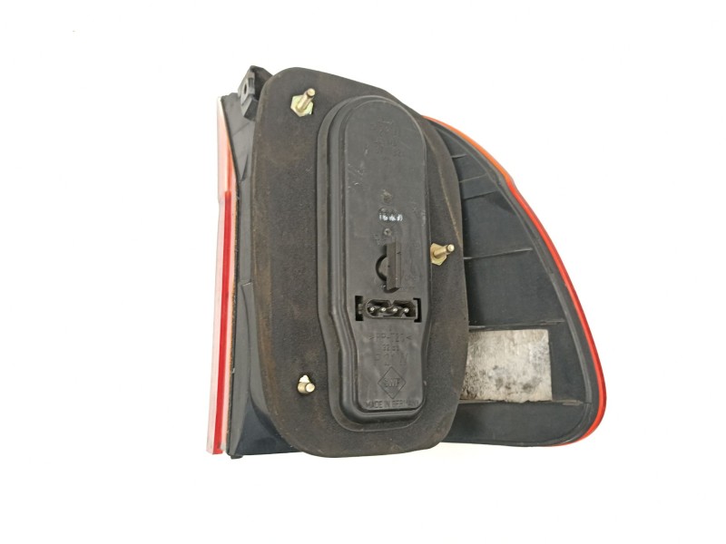 Recambio de piloto trasero izquierdo para bmw 5 touring (e39) 520 i referencia OEM IAM 63218371327  