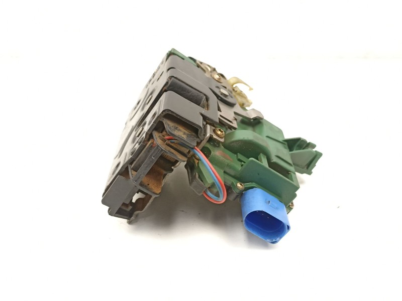 Recambio de cerradura puerta delantera izquierda para seat ibiza iii (6l1) 1.2 referencia OEM IAM 3B1837015BQ  