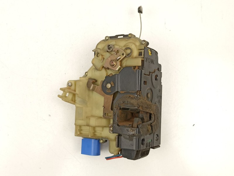 Recambio de cerradura puerta delantera derecha para seat ibiza iii (6l1) 1.2 referencia OEM IAM 3B1837016BQ  