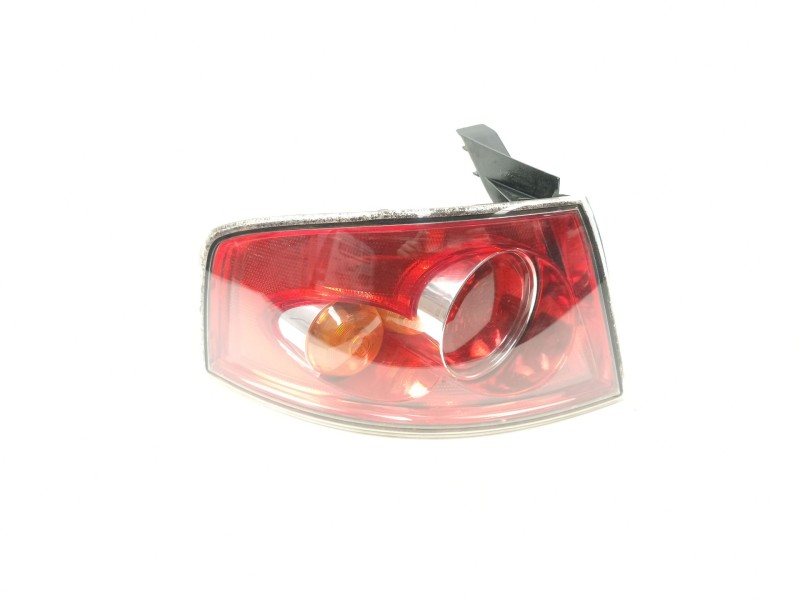 Recambio de piloto trasero izquierdo para seat ibiza iii (6l1) 1.2 referencia OEM IAM 6L6945095A  6L6945111