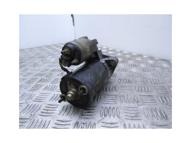 Recambio de motor arranque : ford fiesta : 1.4 g [1998] para ford fiesta 1.4 g referencia OEM IAM 0001107043  