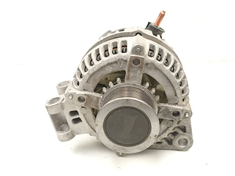 Recambio de alternador para land rover discovery iii (l319) 2.7 td 4x4 referencia OEM IAM YLE500200  