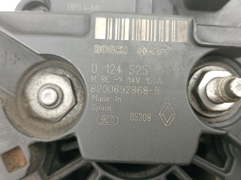 Recambio de alternador para renault master ii furgoneta (fd) 2.5 dci referencia OEM IAM 8200692868 0124525133 