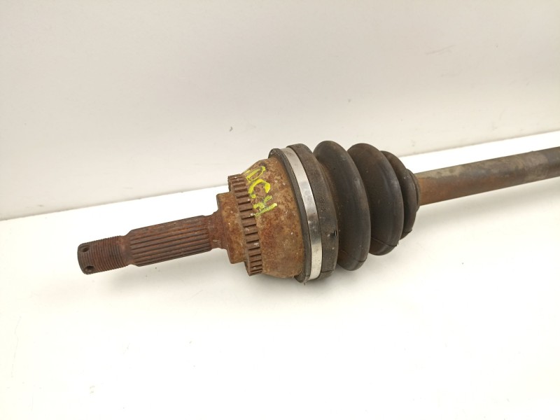 Recambio de transmision delantera derecha para hyundai elantra 2.0 g referencia OEM IAM 495002D410  