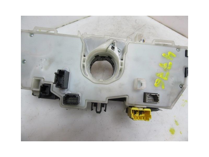 Recambio de mando luces y limpias : renault scenic : 1.5 dci /k9k g8 (106,05cv) [2009] para renault scenic 1.5 dci /k9k g8 refer