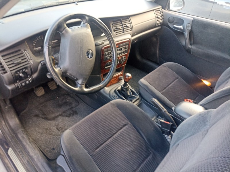 opel vectra b (j96) del año 1999