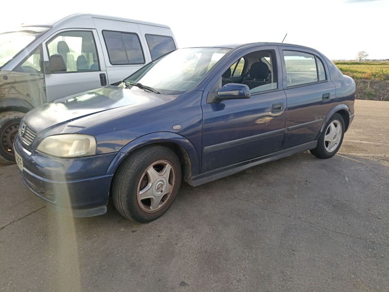 opel astra g hatchback (t98) del año 2001