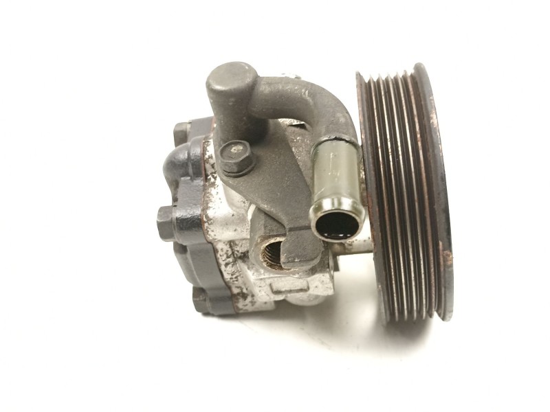 Recambio de bomba direccion para hyundai accent 1.5 crdi referencia OEM IAM 5711025300  