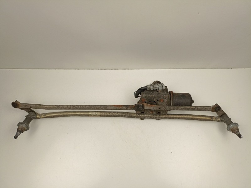 Recambio de motor limpia delantero para renault master ii furgoneta (fd) 2.5 dci referencia OEM IAM 7701058169  