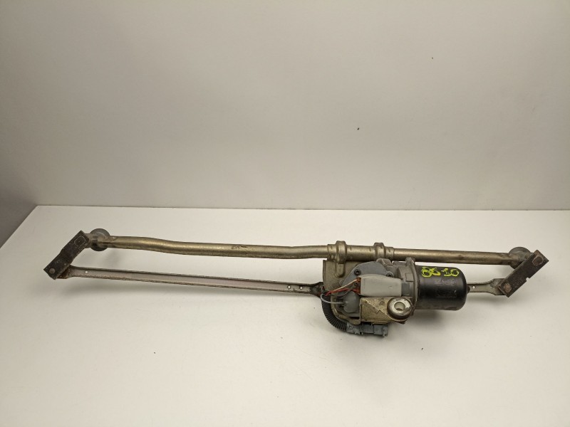 Recambio de motor limpia delantero para renault master ii furgoneta (fd) 2.5 dci referencia OEM IAM 7701058169  