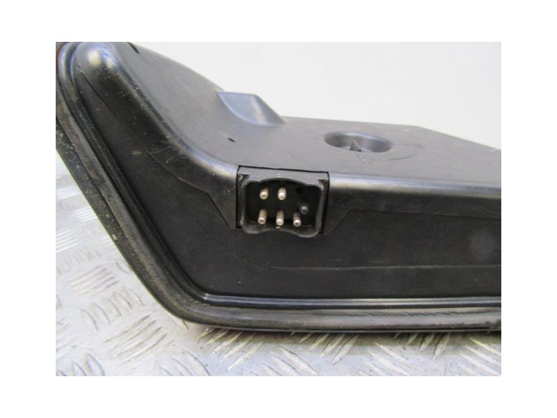 Recambio de piloto trasero dch. : m. benz e 200 : 2.0 d (w124) [1985] para m. benz e 200 2.0 d (w124) referencia OEM IAM   