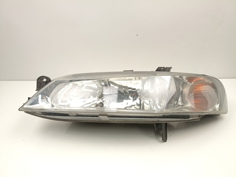 Recambio de faro izquierdo para opel vectra b (j96) 1.8 i 16v (f19) referencia OEM IAM 90586844 67743030 