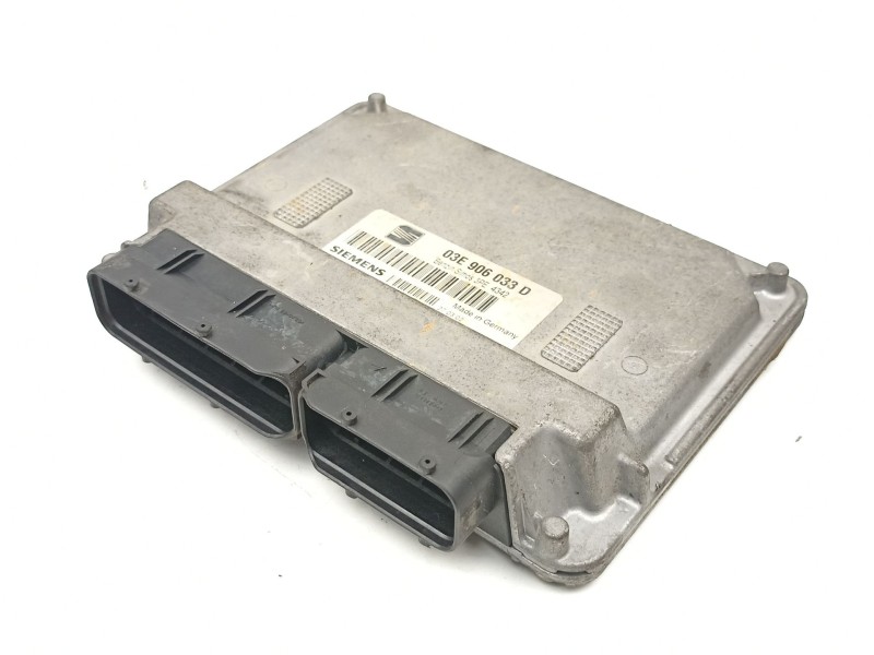 Recambio de centralita para seat ibiza iii (6l1) 1.2 referencia OEM IAM 03E906033D  