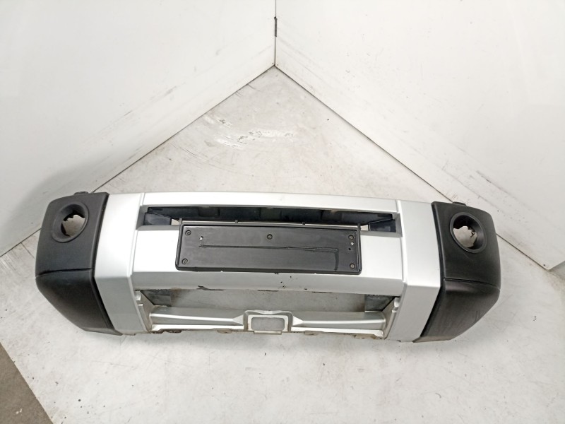 Recambio de paragolpes delantero para land rover discovery iii (l319) 2.7 td 4x4 referencia OEM IAM DPB500054LML  