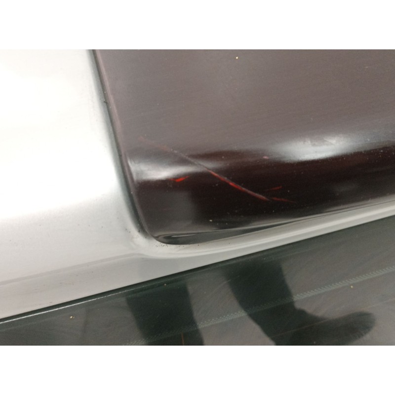 Recambio de porton trasero para land rover discovery iii (l319) 2.7 td 4x4 referencia OEM IAM BHA780070  